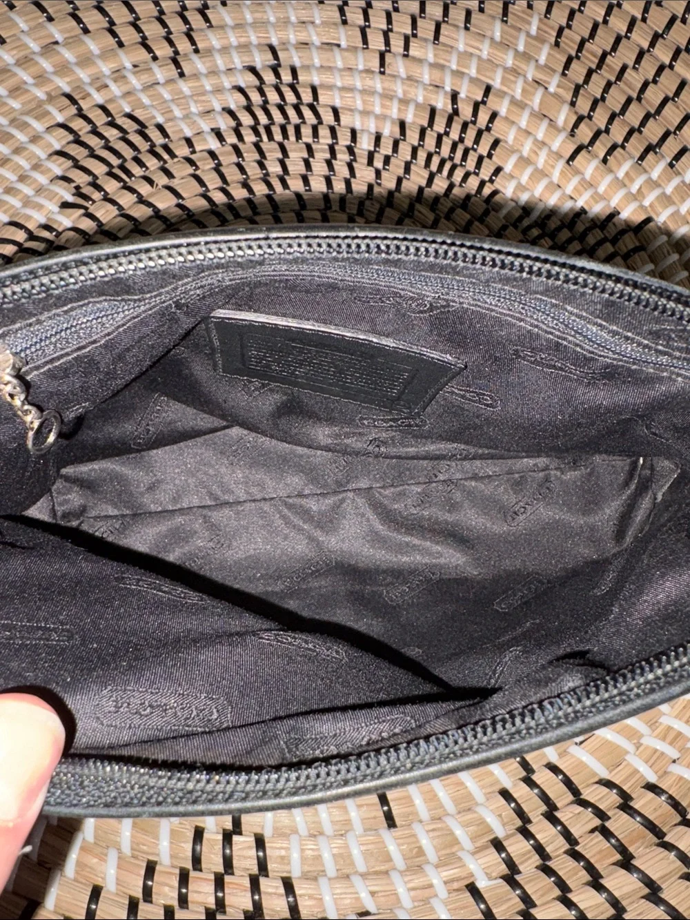 Vintage RARE Coach Leather Half-Moon Dome Zip Cosmetic Case with Coin Pouch
